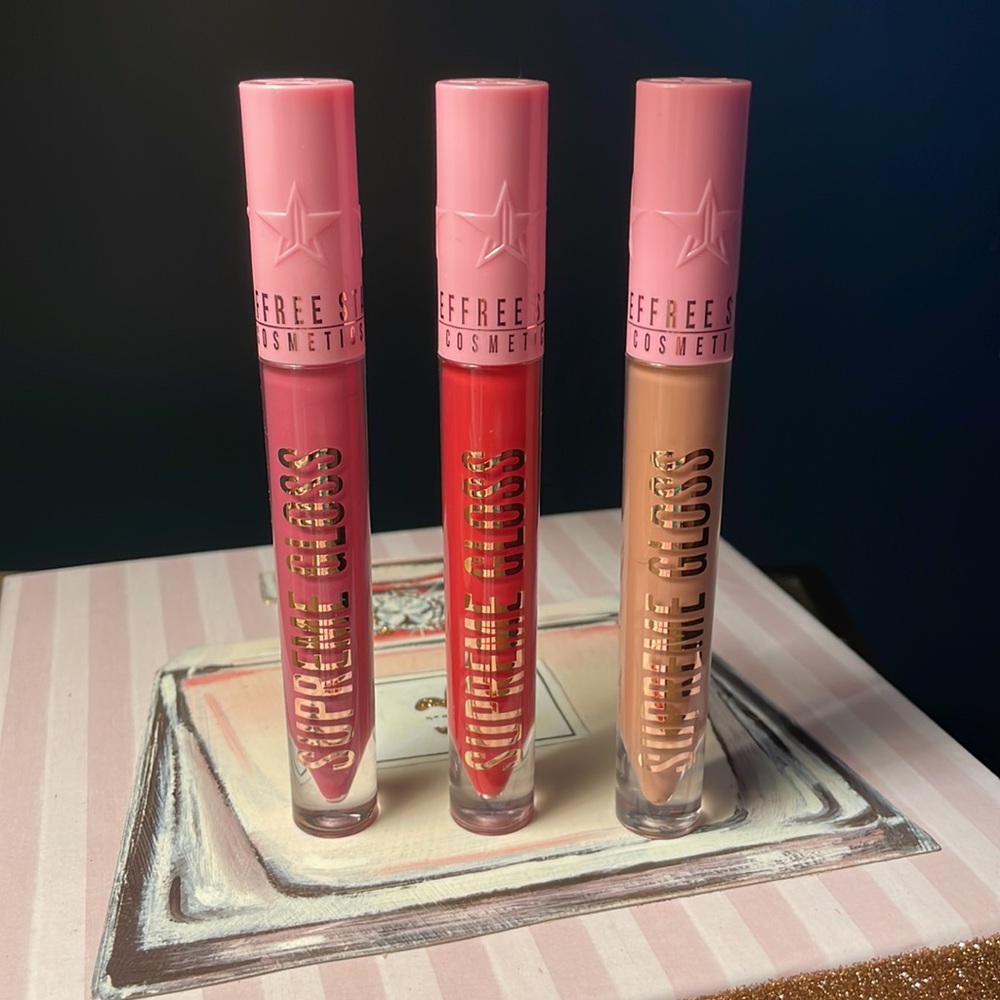 ⭐️Jeffree Star Supreme Gloss⭐️